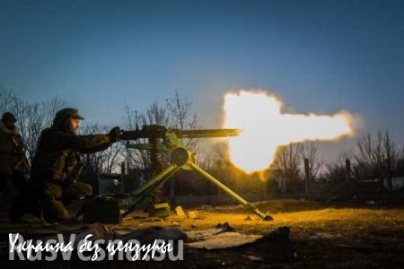 В Пролетарском районе Донецка идет боестолкновение с применением пулеметов и гранатометов