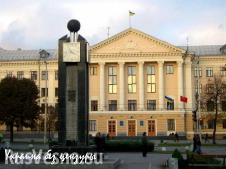 Запорожские депутаты отказались рассматривать вопрос о сносе советских памятников, назвав его политическим