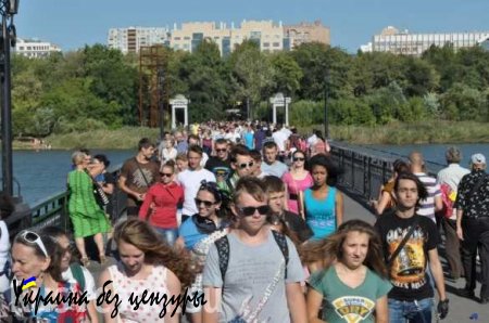 Концерт в честь Дня шахтера собрал в столичном парке Щербакова более 15 тыс человек (ВИДЕО)