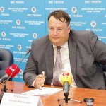Геращенко снова бредит: Путин хочет расколоть Раду и вернуть Донбасс Украине Геращенко снова бредит: Путин хочет расколоть Раду и вернуть Донбасс Украине