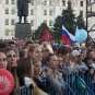 Артисты из РФ, ЛНР и Ирландии собрали тысячи человек на концерт в честь 220-летия Луганска (ФОТО+ВИДЕО)