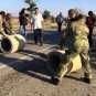 «Правосеки» на трассе возле границы Украины с Крымом устанавливают бетонные блоки (ФОТОРЕПОРТАЖ)
