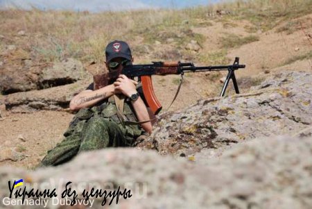 1-я Славянская бригада ведет разведку на линии фронта (ФОТОЛЕНТА)