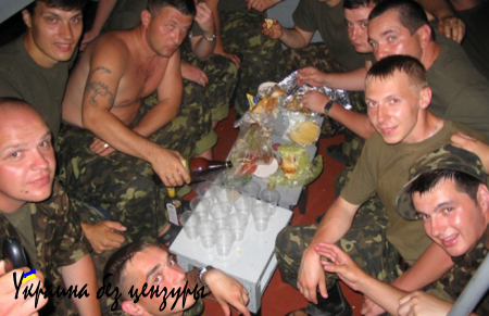 Солдат ВСУ откровенно рассказал о пьянстве в украинской армии (ФОТО)