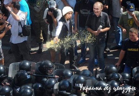 Путин метнул гранату в задымленный Киев. Мемы недели