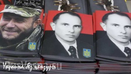 Нацизм со школьной скамьи: тетради с Бандерой и Ярошем пользуются большим спросом в запорожских супермаркетах (ФОТОФАКТ)