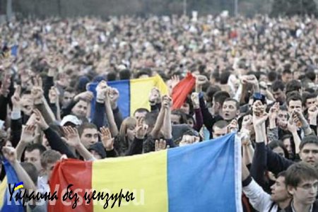 Среди участников протеста в Кишиневе появились военные армии Молдавии (ВИДЕО)