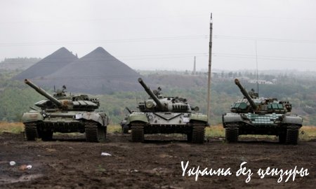 Столб позора во Львове и мега-бюст украинки: фото дня