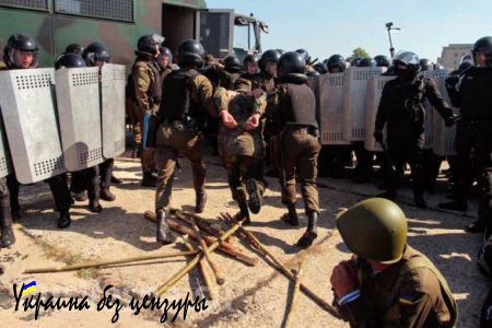 Нацгвардия Украины экстренно готовится разгонять Майдан (ФОТО)