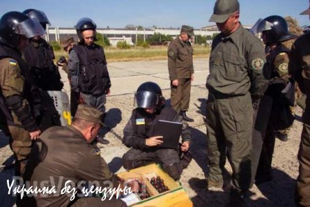 Нацгвардия Украины экстренно готовится разгонять Майдан (ФОТО)