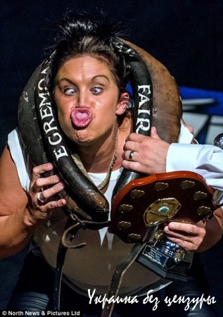 В Англии состоялся чемпионат мира по кривлянию