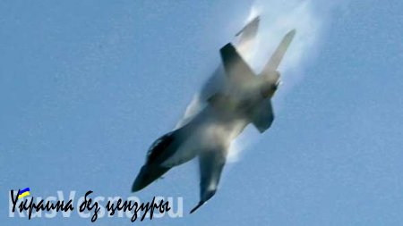 Кадры крушения истребителя F-18 в Калифорнии (ВИДЕО)