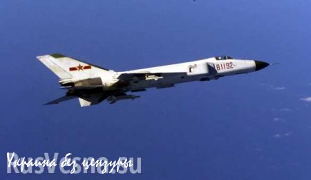 СМИ: Китайский перехватчик пролетел в опасной близости от самолета-разведчика ВВС США