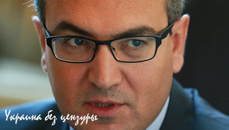 Французский политик: миграционный кризис — это полная ответственность Запада, который разрушил страны Среднего и Ближнего Востока (ФОТО)