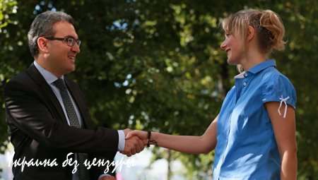 Французский политик: миграционный кризис — это полная ответственность Запада, который разрушил страны Среднего и Ближнего Востока (ФОТО)