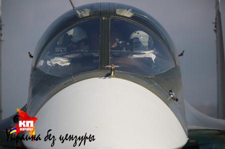 Вежливые летчики в Сирии: спецкоры «КП» Стешин и Коц опубликовали первые фото вернувшихся с задания пилотов ВКС России (ФОТО, ВИДЕО)