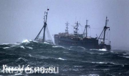 В Баренцевом море терпит бедствие норвежское судно