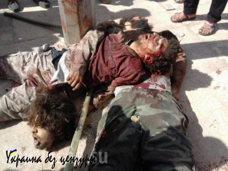 Шокирующие фото: террористы из группировки «Львы Севера» позируют с отрезанными головами террористов ИГИЛ (СТРОГО 18+, впечатлительным людям смотреть не рекомендуется)