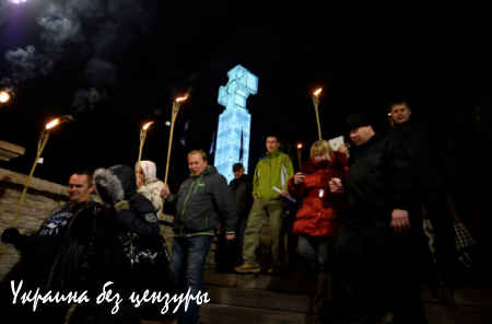 В Таллинне прошло факельное шествие против миграции (ФОТО)