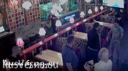 Украинцев шокировало видео, где убийцы бойца «АТО» избивают посетителей кафе в Киеве (ВИДЕО)
