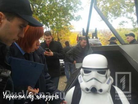 Полиция в Одессе схлестнулась с людьми Дарта Вейдера: опубликованы фото