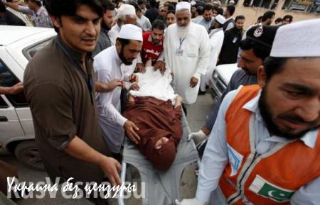 Число жертв землетрясения в Афганистане и Пакистане превысило 160 человек