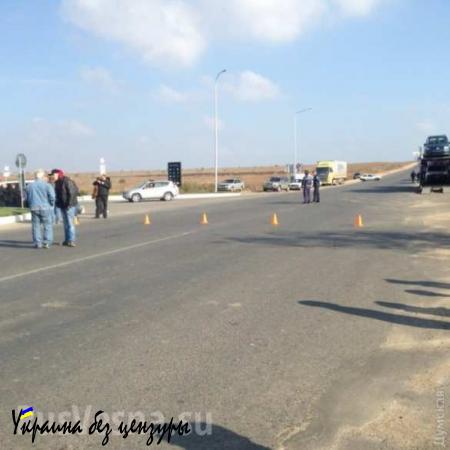 Противники Саакашвили заблокировали мост под Одессой: водители прорывались со стрельбой (ФОТО)