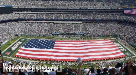 Платный патриотизм: Пентагон тратит миллионы долларов на чествование военных на спортивных матчах
