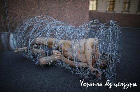 Секс, боль, поджог: экстрим-оппозиция в России