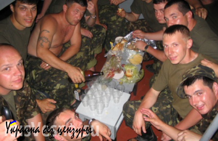 «Элита» ВСУ — пьяные украинские военные на передовой (ВИДЕО 18+)