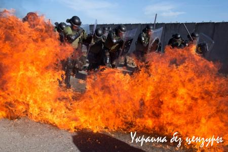 Порошенко и Папа, теракт в Мали: фото дня