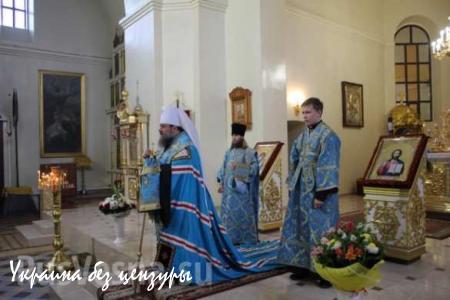 Луганчане встретили икону Скоропослушница», переданную в дар Свято-Петропавловскому собору (ФОТО, ВИДЕО)