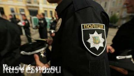 Украинских полицейских обманули с зарплатами: правительство Яценюка утвердило оклады для патрульной полиции