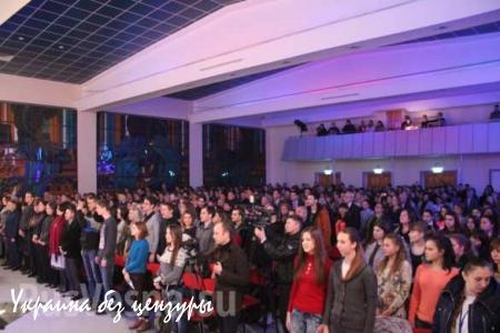 «Дети хотят петь, они не хотят войны» — в Луганске состоялся фестиваль «Наследники Победы» (ФОТО, ВИДЕО)