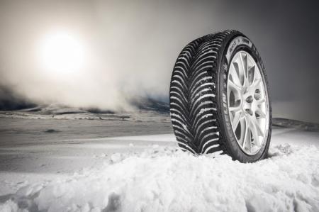 Особенности автомобильных шин для зимнего времени года