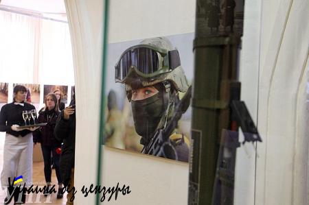 Автор фотовыставки о «героях АТО» рассказала, как ее обидел Порошенко
