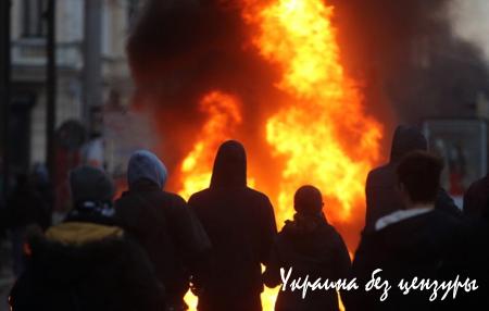 Протесты в Лейпциге: полиция применила водометы