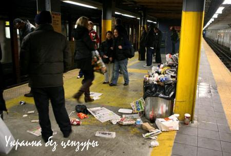 Шокирующие фото «Западного рая»: бомжи, груды мусора, полицейский беспредел, извращенцы и разбитые дороги (ФОТО)