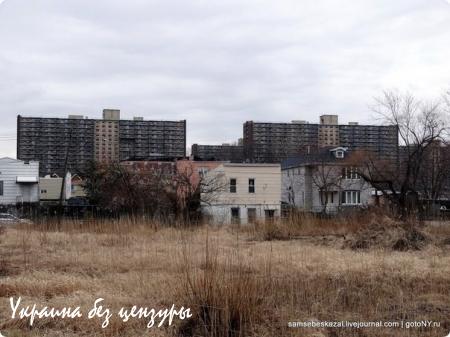 Шокирующие фото «Западного рая»: бомжи, груды мусора, полицейский беспредел, извращенцы и разбитые дороги (ФОТО)