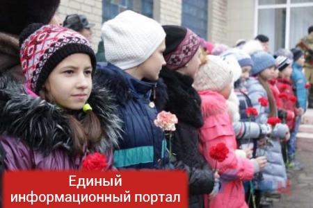 Мемориальная доска в память о российских журналистах открыта в поселке Металлист в ЛНР (ФОТО, ВИДЕО)