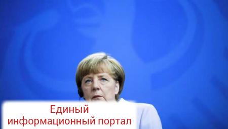Меркель призывает не лишать Украину статуса транзитера российского газа